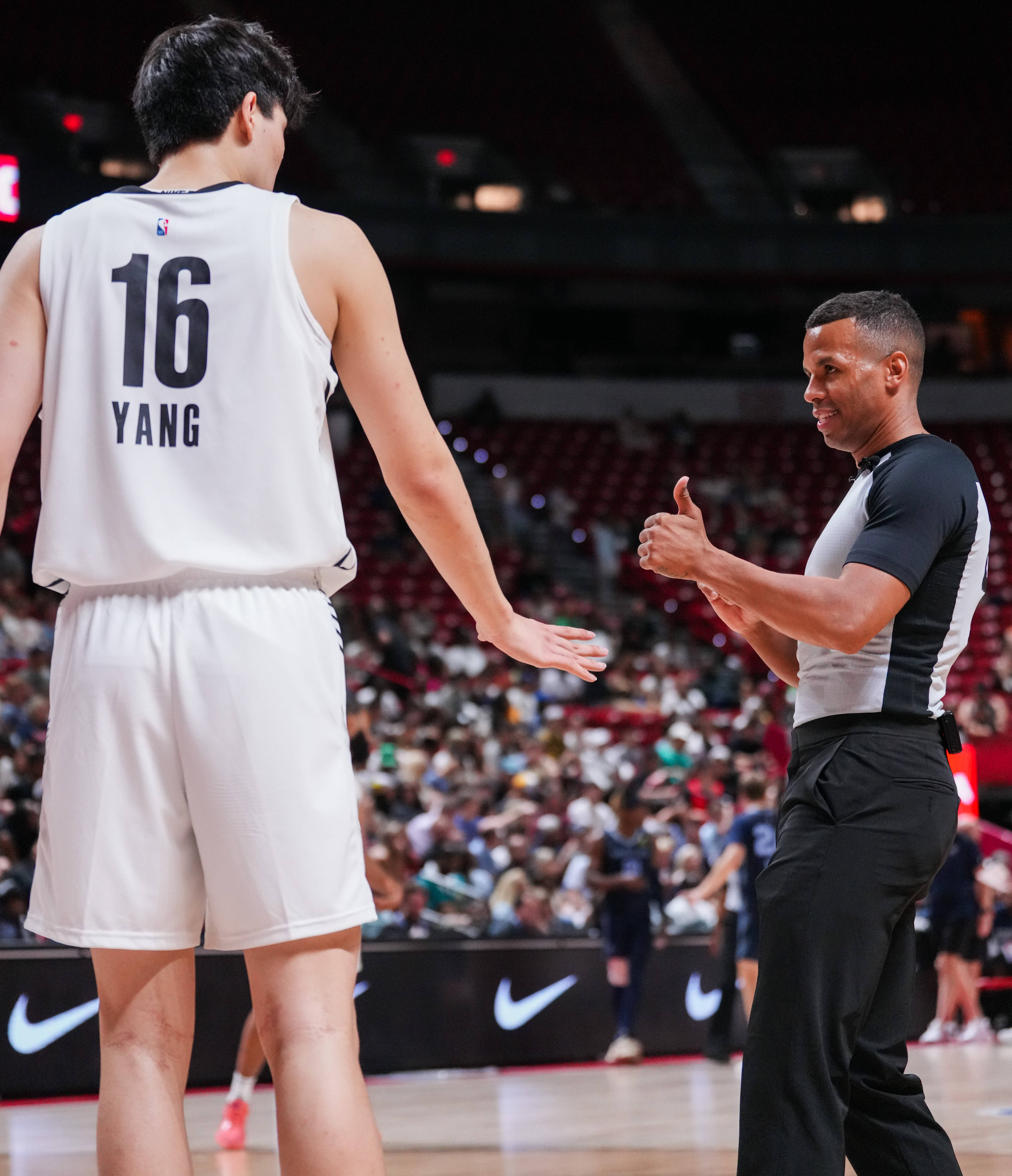 （体育）篮球——NBA夏季联赛：开拓者不敌灰熊