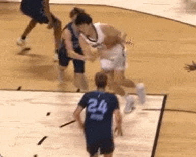 哇塞！NBA海报级惊天隔扣！杨瀚森首次背靠背比赛