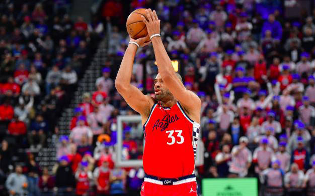 洛杉矶快船阵容变动,哈登计划续约