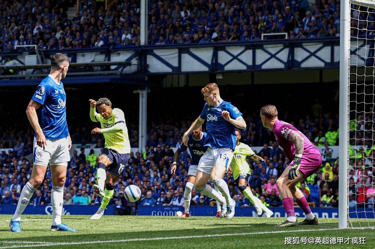 英超埃弗顿告别古迪逊公园球场!好消息是不拆了,给埃弗顿女足!