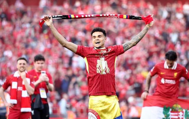 无论如何，我还是支持拜仁慕尼黑！利物浦边锋迪亚斯7500万加盟