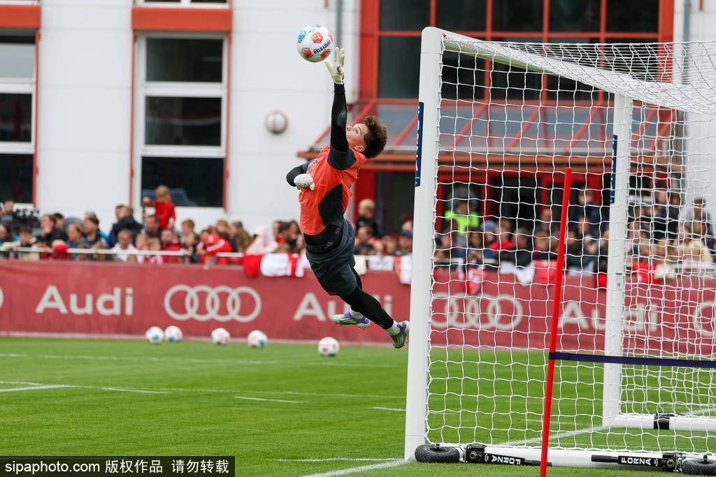 国米瞄准帕尔马后卫莱奥尼，帕瓦尔或将离队