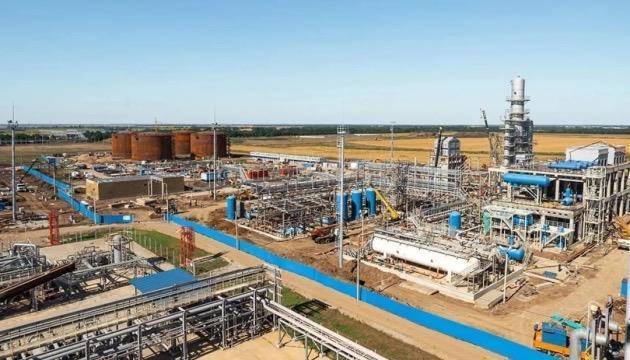 乌军使用远程无人机袭击俄罗斯克拉斯诺达尔边疆区炼油厂