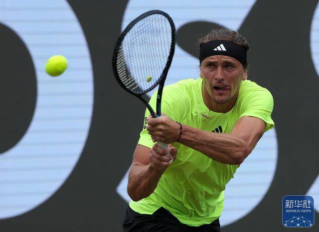 网球 | 弗里茨夺得斯图加特公开赛男单冠军
