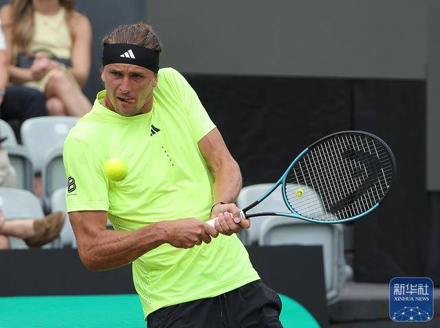 网球 | 弗里茨夺得斯图加特公开赛男单冠军