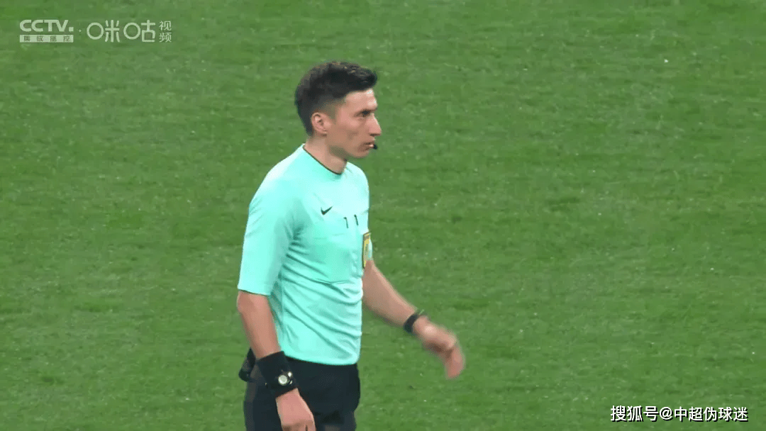 中超26轮裁判选派:外籍裁判执哨保级大战,邢琦复出,麦麦提江在列