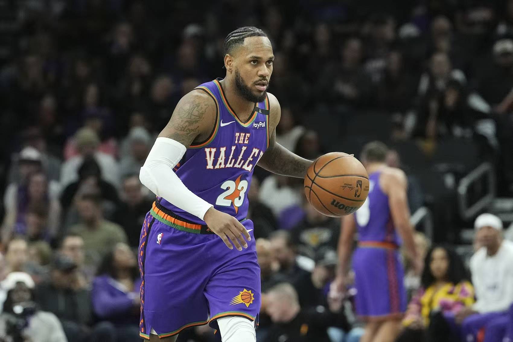 NBA：湖人给小里+多个首轮？魔仙哥再遭重创，还有两笔裁员