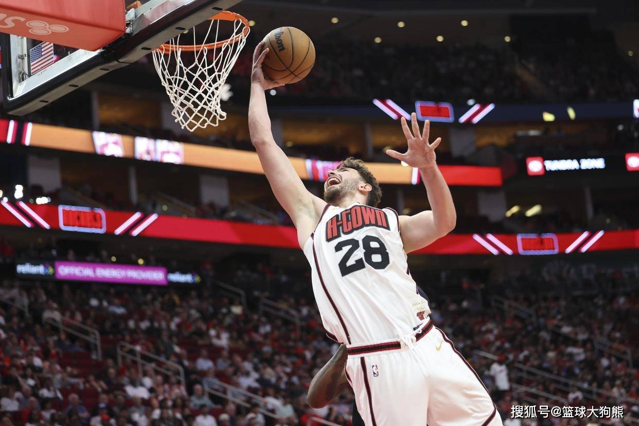 2场狂胜31个篮板！火箭队3高塔+前锋群镇守篮下，优势再次扩大