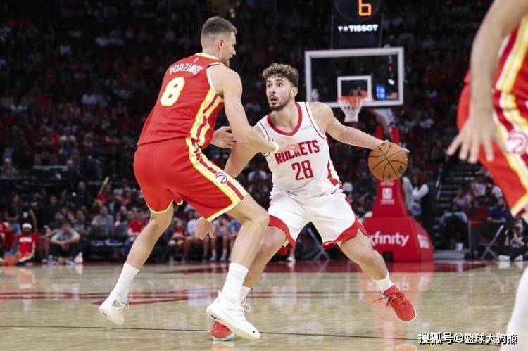 2场狂胜31个篮板！火箭队3高塔+前锋群镇守篮下，优势再次扩大